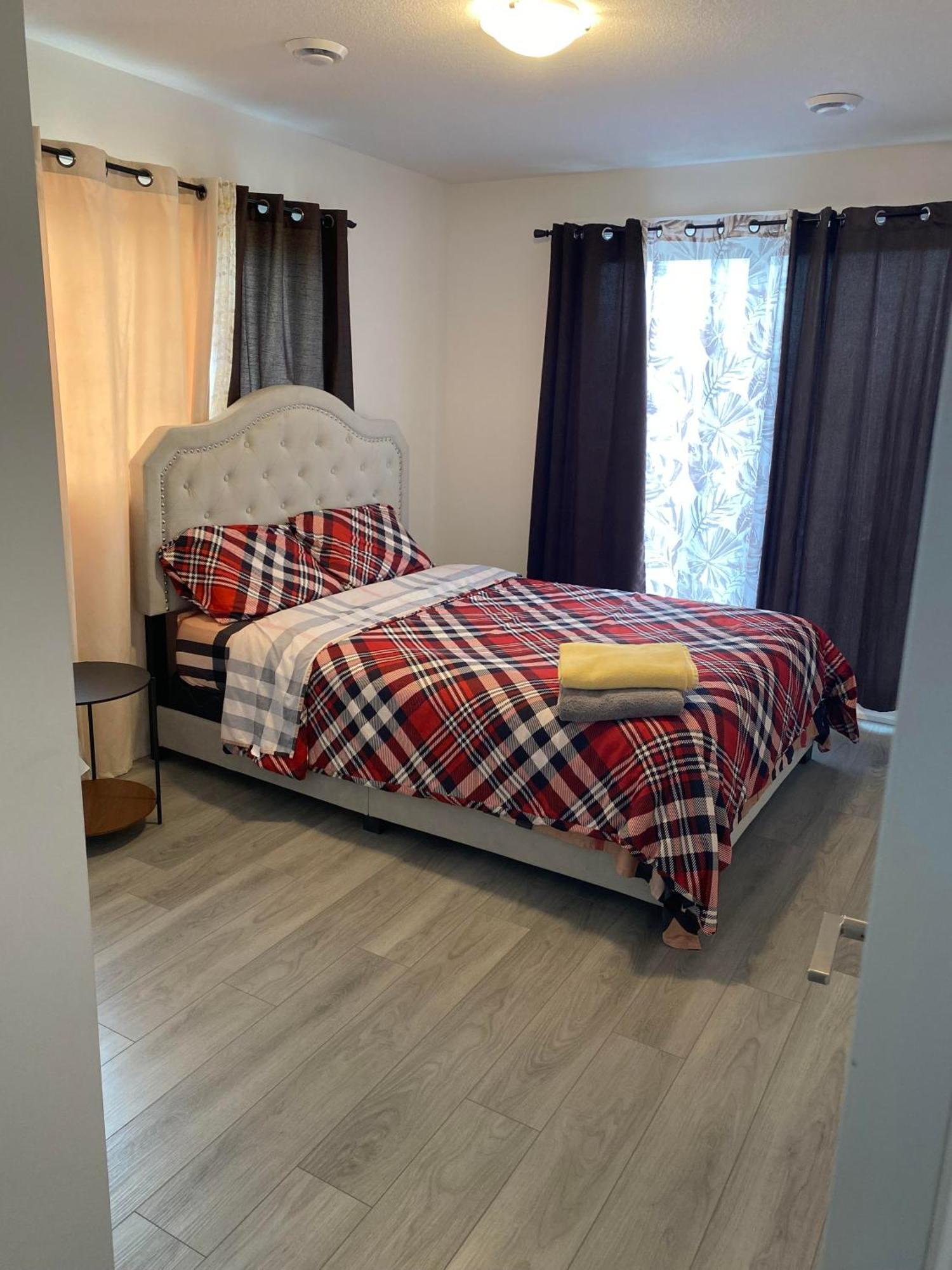 Luxury Bright And Modern Condo Niagara Falls Eksteriør billede